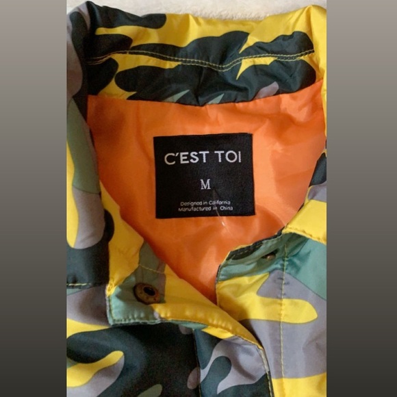 Puffer jackets - Picture 2 of 3